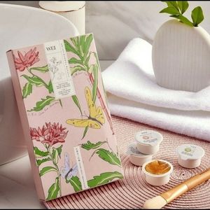 Wei Two-in-One Purify and Glow Mask Collection with Brush